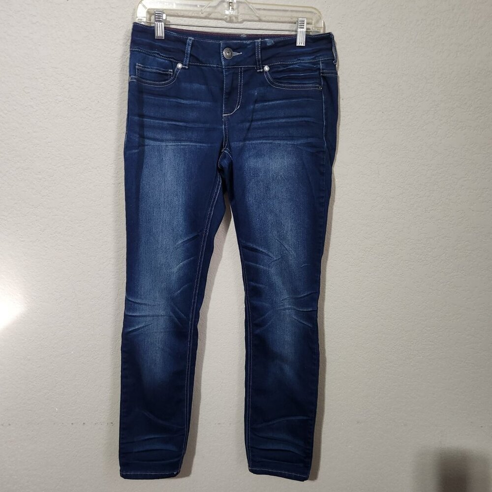 Maurices Dark Wash Slim Fit Stretch Denim Jeggings size Medium Regular
